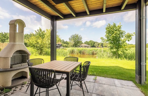 Witmarsum Casa | Luxury 4-person residence in the holiday park Landal Elfstedenhart