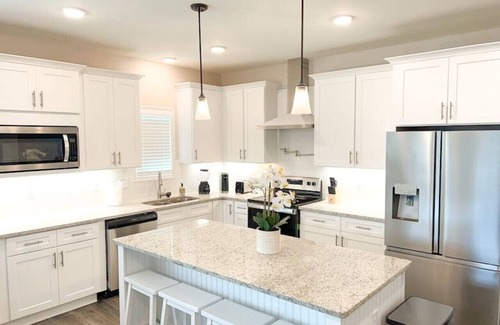 Augusta Casa | Luxury 4B/4.5b Home, EV Charger, deck by MCG #5