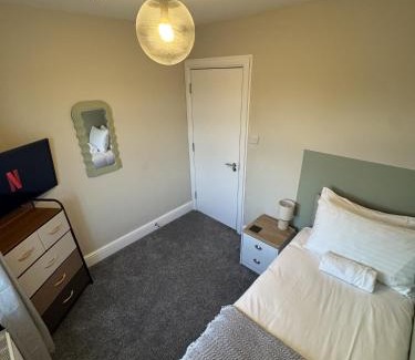 Shrewsbury Casa | Luxury 5 Bed Home Near Royal Shrewsbury Hospital