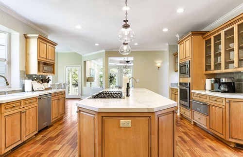 Sutter Creek Casa | Luxury 5 Bedroom 4.5 Bath Dream Estate with Resort-like Pool In Wine Country