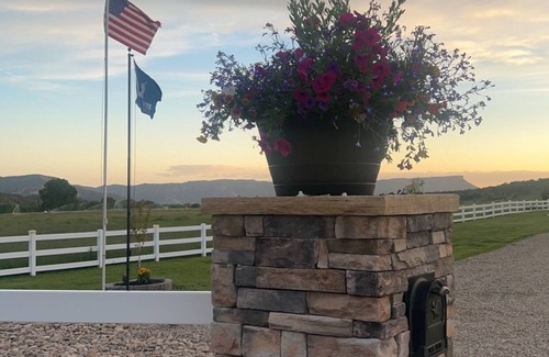 Mancos Casa | Luxury 5-bedroom house in phenomenal Mancos with WiFi, AC