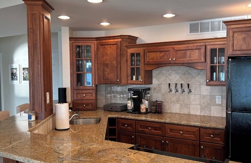 Kalamazoo Casa | Luxury 5-bedroom Lakefront House! Beach, Sunset Views, All-Sports Lake
