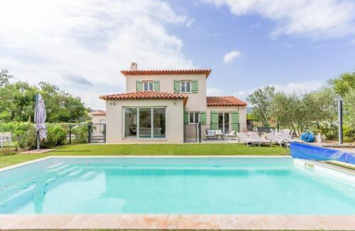 Grimaud Villa | Luxury 5 Bedroom Villa in Grimaud St Tropez