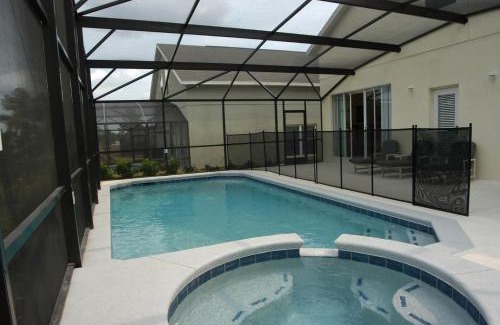 Four Corners Villa | Luxury 5 Bedroom Villa with Secluded Pool/Spa in Glenbrook community near Orlando