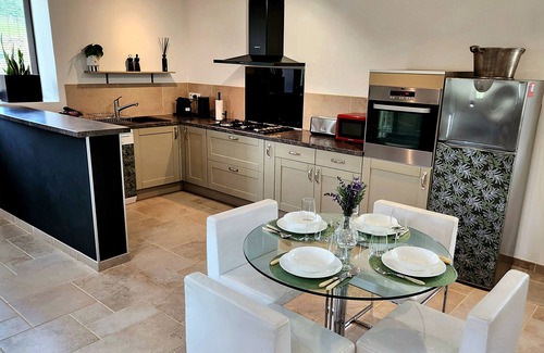 Castelnaud-la-Chapelle Casa | Luxury 5BR Home | Heated Pool | Near Sarlat+Beynac