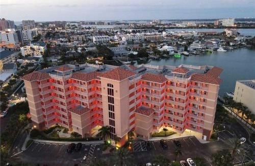 Clearwater Beach Apartamento | Luxury 5 Star Waterfront Condo 3 Bdr 2 Bath Pool Hot-Tub Panoramic Gulf and Intracoastal Waterway Views