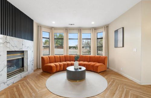 Cottonwood Casa | Luxury 5BR Cottonwood Retreat with Pool and Panoramic Views