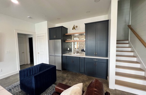 Crane Hill Casa | Luxury 5BR Lakefront w/Dock, Hot Tub & Pool In Point William
