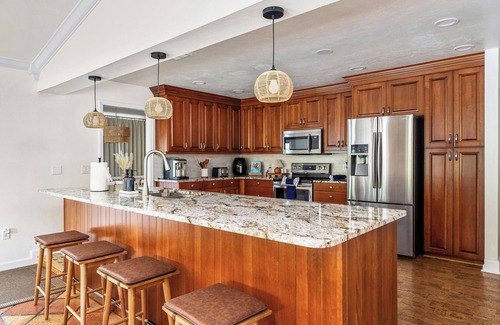 West Bradenton Casa | Luxury 5BR w/ Pool, Spa & Game Room near AMI