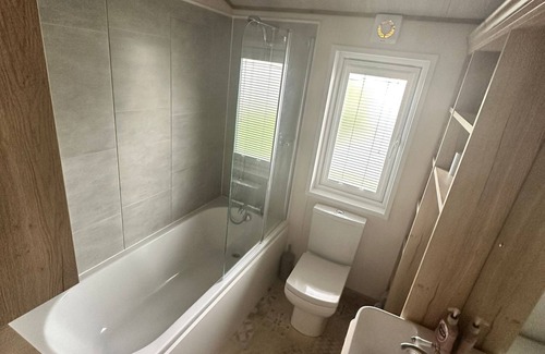 New Forest District Cabina | Luxury 6-8 Berth Lodge in the heart of the New Forest