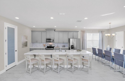 Buena Ventura Lakes Villa | Luxury 6 Bed Villa with Pool/Spa on Solara Resort Clubhouse - Minutes to Disney