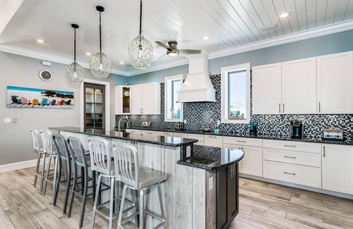 Villa Segunda Casa | Luxury 6 Bedroom Gulf View House w/ Private Pool, Firepit and more!