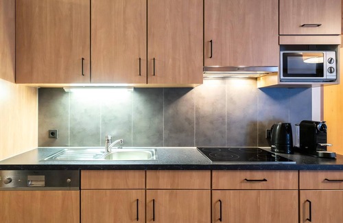 Buerserberg Apartamento | Luxury 6-person apartment in the holiday park Landal Brandnertal