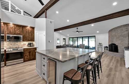 Willis Casa | Luxury 6BR Lakefront Home with Pool, Private Dock, Game Room, Putting Green & Outdoor Oasis!