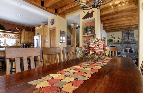 Ludlow Casa | Luxury 6Br Solitude Village: cancha de bball cubierta, bañera privada
