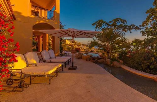 Pedregal Villa | Luxury 6BR Villa Casa Luca By The Agency Baja