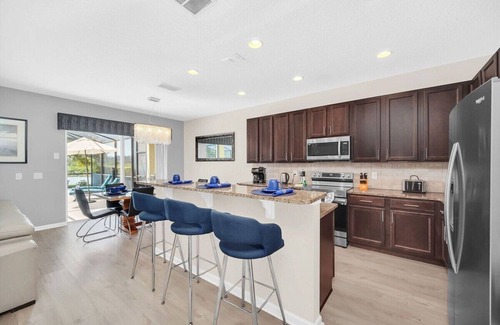Sunridge Woods Casa | Luxury Florida Vacation Home – Private South Facing Pool & Close Disney
