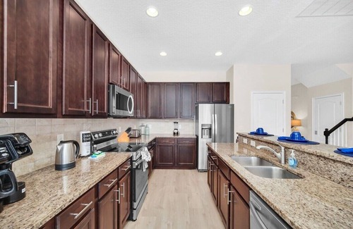 Sunridge Woods Casa | Luxury Florida Vacation Home – Private South Facing Pool & Close Disney