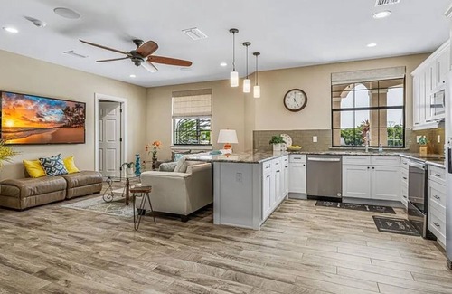 Biggar Casa | Luxury 7BR Waterfront in Fort Myers, Sleeps 14+, Near Sanibel