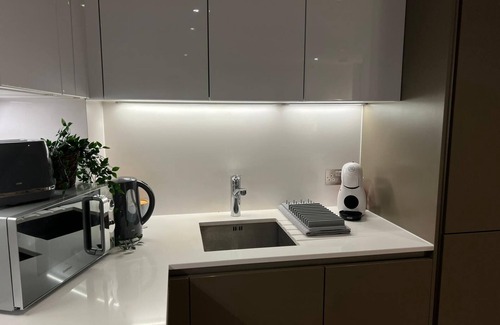 Wembley Park Apartamento | LUXURY ACCOMMODATION IN CENTRAL WEMBLEY, 5 MINS WALK TO WEMBLEY STADIUM,SLEEPS 4