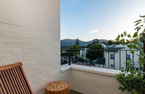 Wynberg Apartamento | Luxury Accomodation at the Alphen Glen