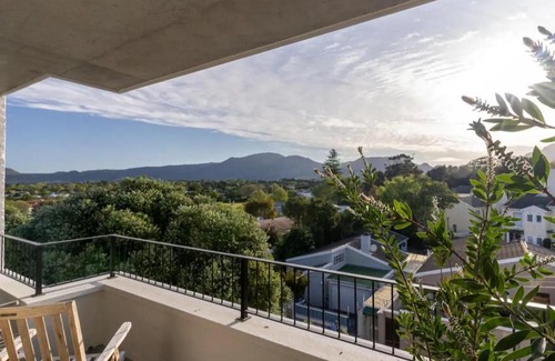 Wynberg Apartamento | Luxury Accomodation at the Alphen Glen