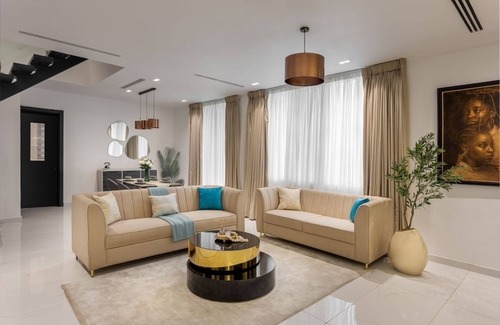 Lagos Apartamento | Luxury All-Round Stay | Perfect for Families, Business & Leisure Travelers