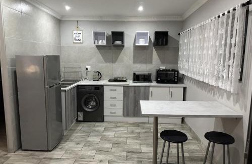 Rietfontein Apartamento | Luxury and Comfort Hideaway 1 - Solar Powered