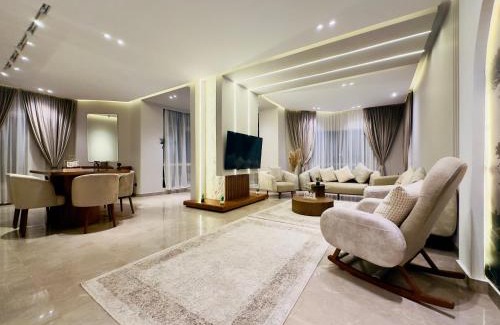Al Duqqi Apartamento | Luxury apart in Al Mohandiseen