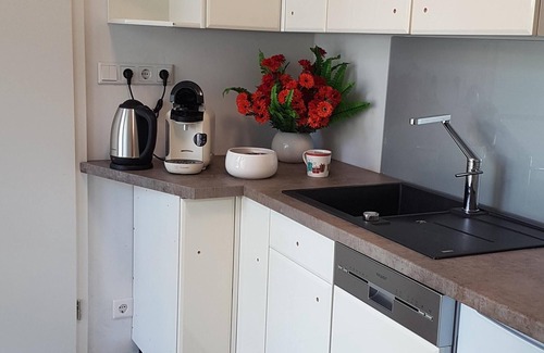 Refrath Apartamento | Apartamento trituración de rocas en una ubicación privilegiada de Refrath, cerca de Colonia, silla de ruedas