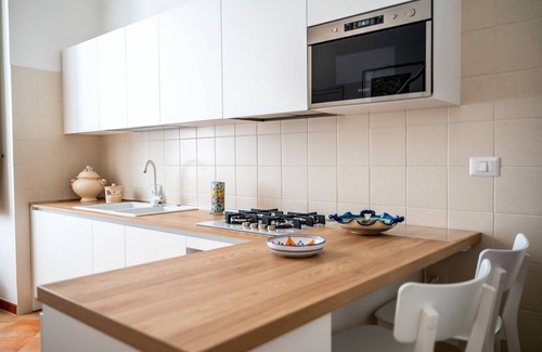 Cava de' Tirreni Casa | Apartamento de lujo en el centro de la ciudad, cerca de Nápoles, Pompeya y la costa de Amalfi