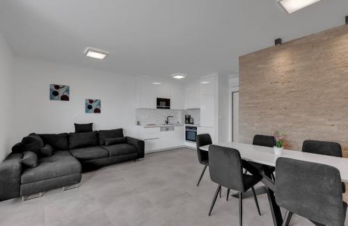 Zelenka Apartamento | Luxury Apartment AdriaSun Free Beach Parking