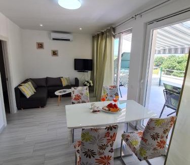 Sutivan Apartamento | Luxury apartment ANI II with jacuzzi