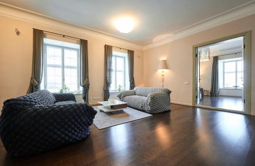 Old Town Apartamento | Luxury apartment Baron fon Fersen