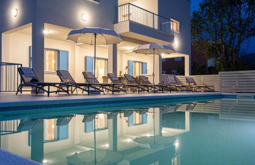 Kastel Stari Apartamento | Luxury Apartment Diana