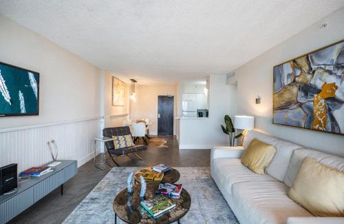 West Avenue Casa | LUXURY APARTMENT - Direct Bay in South Beach
