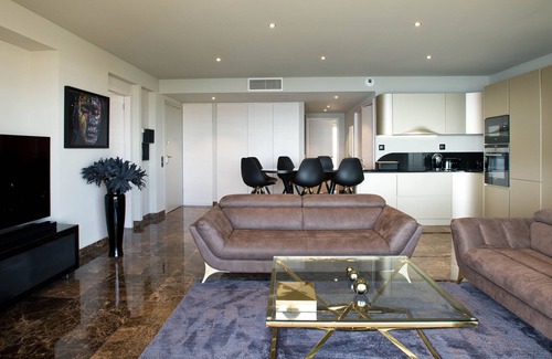 Solenzara Apartamento | Apartamento de lujo con impresionantes vistas al mar.