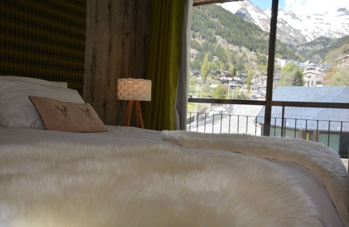 Mas de Ribafeta Apartamento | Apartamento de lujo en el corazón de las montañas, Arinsal Andorra