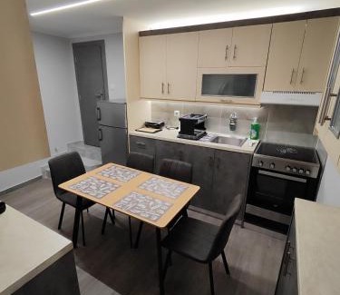 Meteora Apartamento | luxury apartment in the center of Livadia