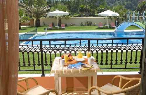 Termenades Apartamento | Apartamento de lujo dentro de la villa con piscina cerca de Sidari