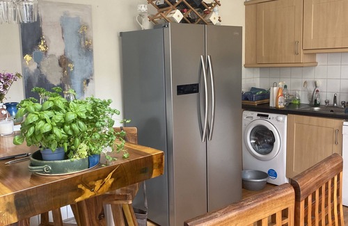 Inniscarra Apartamento | Luxury Apartment Lahinch 2mins from beach restaurants and Golf Club+parking