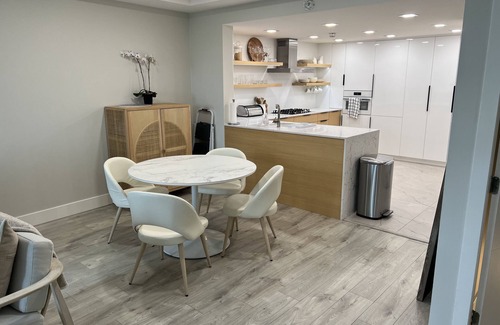 West Side Apartamento | Luxury apartment - Large Deck