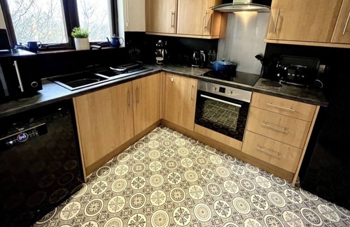 Balloch Apartamento | Luxury apartment, private parking, 15mins- Culloden battlefield, 20- Loch Ness