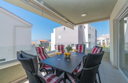 Ratac Apartamento | Luxury Apartment Purple Summer Sea view