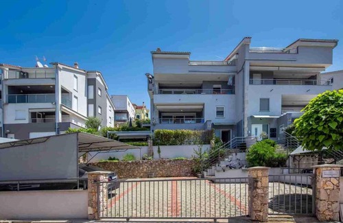 Njivice Apartamento | Luxury Apartment Sunflair