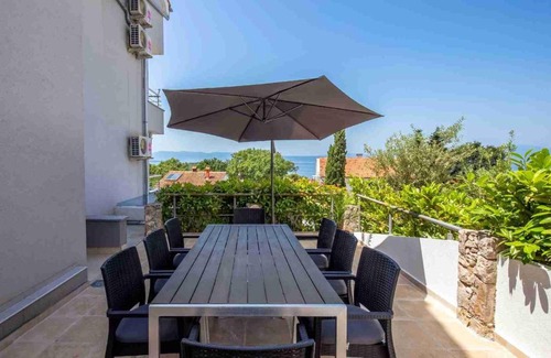 Njivice Apartamento | Luxury Apartment Sunflair