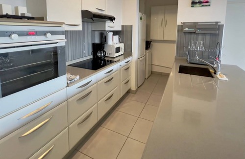 Case-Pilote Apartamento | Apartamento de lujo con vista al mar.