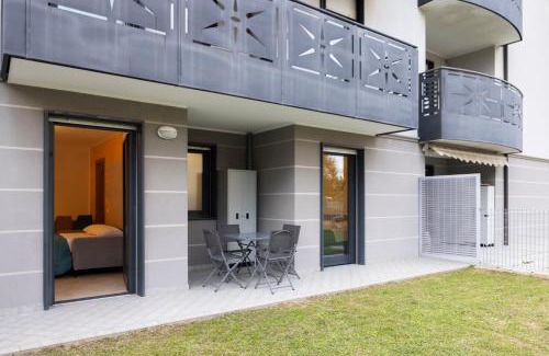 Monfalcone Apartamento | - Luxury Apartment With Garden -