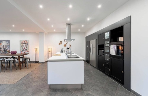 Altendorf Apartamento | Luxury apartment with large garden near Messe Essen / Duesseldorf
