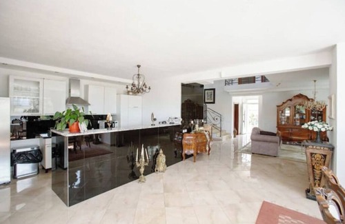Susanj Apartamento | Luxury apartment with open gallery and sea view